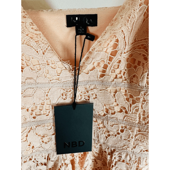 NBD REVOLVE Give It Up Light Pink Lace Mini Dress Woman’s Small NWT Fairy Whimsy - Picture 13 of 16